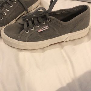 Gray Supergas size 7.5